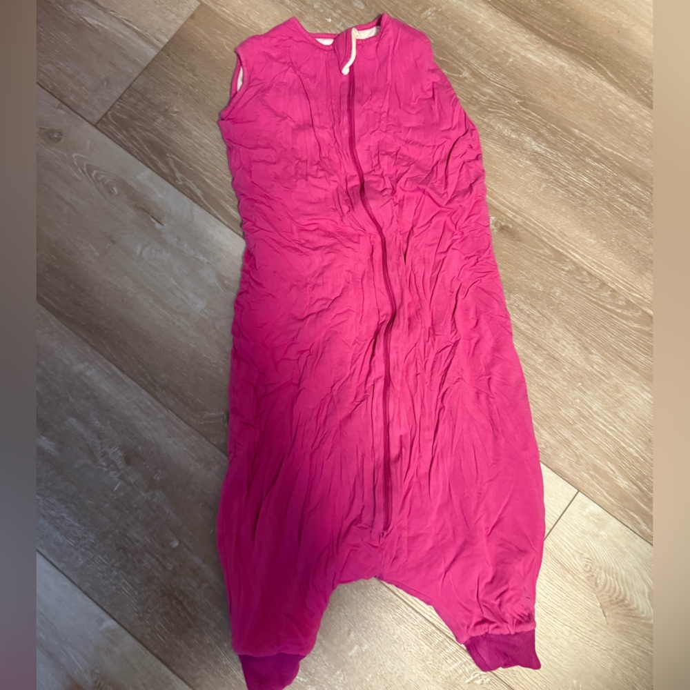 Kyte baby sleep walker 1.0 tog size large raspberry color